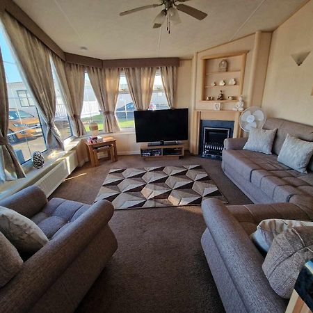 Jasmine'S Retreat - Pet Friendly, Ingoldmells Apartment Exterior photo